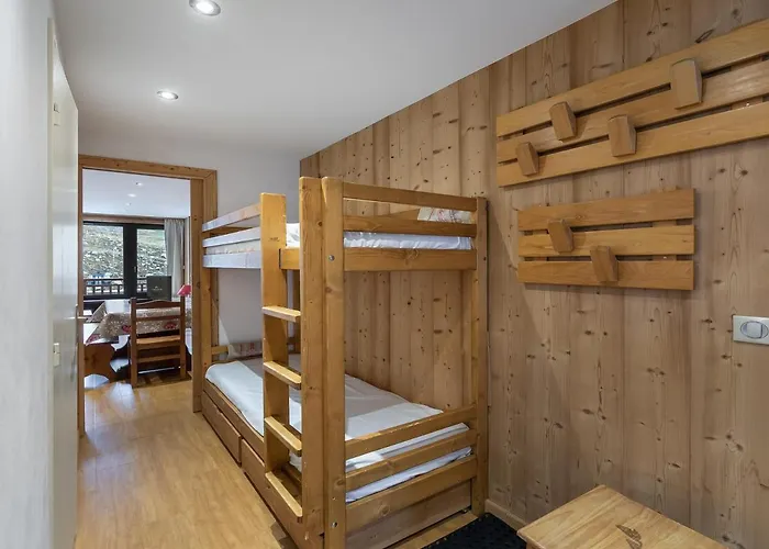 A 6 Pers Pres Des Pistes Avec Balcon Et Wifi - Fr-1-640-19 Apartmán